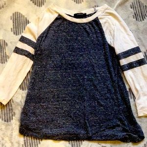 Fashionable gray long sleeve!🪐💫✨✨